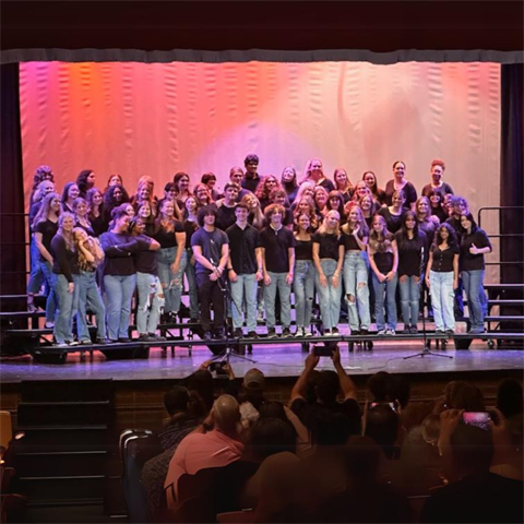 DHS Holiday Coffee House Performance - 900x900.png
